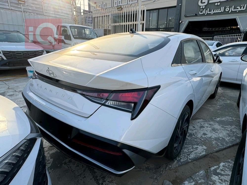 هيونداي النترا